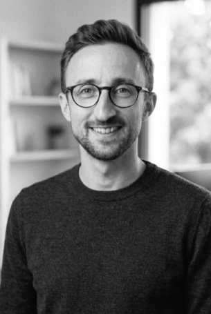 Valentin Headshot Bw